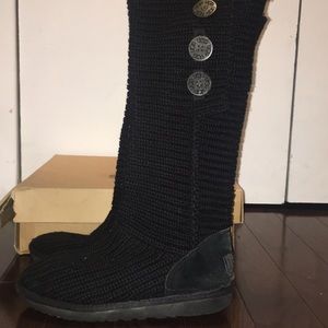 UGG classic cardy black